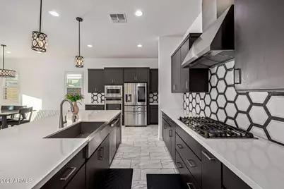 22106 N 59th Way, Phoenix, AZ 85054 - Photo 21