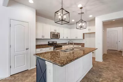 2139 S Ponderosa Drive, Gilbert, AZ 85295 - Photo 5