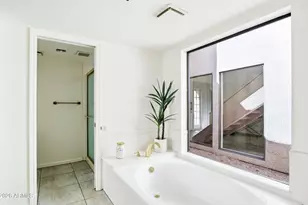 2626 E Arizona Biltmore Cir, Phoenix, AZ 85016 - Photo 23