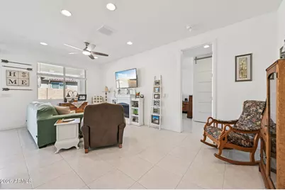 17150 W Fallen Leaf Lane, Surprise, AZ 85387 - Photo 9