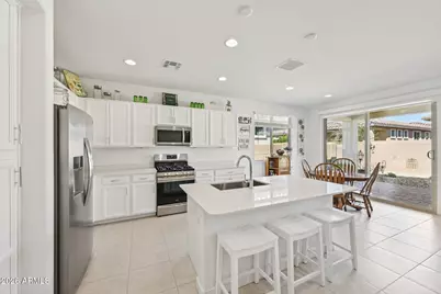 17150 W Fallen Leaf Lane, Surprise, AZ 85387 - Photo 15