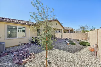 17150 W Fallen Leaf Lane, Surprise, AZ 85387 - Photo 39
