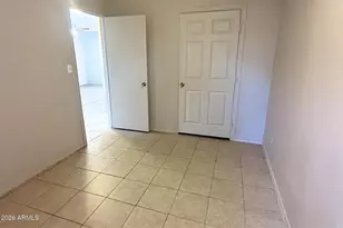 1702 W Shangri La Rd, Phoenix, AZ 85029 - Photo 17