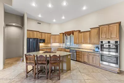 28828 N 158th Avenue, Surprise, AZ 85387 - Photo 17