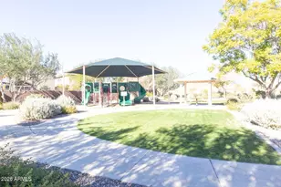 27327 N 54th Ave, Phoenix, AZ 85083 - Photo 29