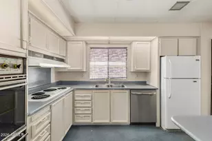 2609 W Southern Ave, Tempe, AZ 85282 - Photo 11