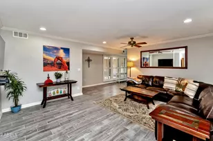 19034 N Palo Verde Dr, Sun City, AZ 85373 - Photo 19