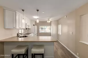 10839 W Michael Dr, Peoria, AZ 85373 - Photo 5