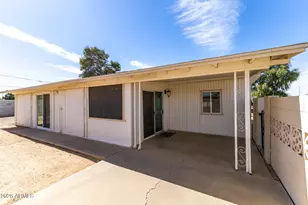10839 W Michael Dr, Peoria, AZ 85373 - Photo 23