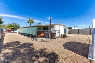 10839 W Michael Dr, Peoria, AZ 85373 - Photo 25