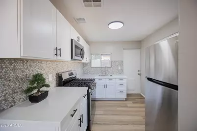 4208 N 17th Street #2, Phoenix, AZ 85016 - Photo 9