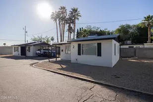 4208 N 17th St, Phoenix, AZ 85016 - Photo 1