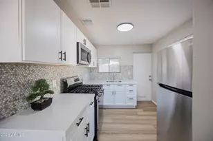 4208 N 17th St, Phoenix, AZ 85016 - Photo 9