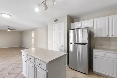 15260 W Cottonwood Street, Surprise, AZ 85374 - Photo 13