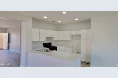 8868 N 66th Avenue, Glendale, AZ 85302 - Photo 5