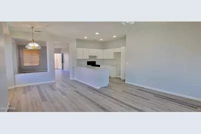 8868 N 66th Avenue, Glendale, AZ 85302 - Photo 3