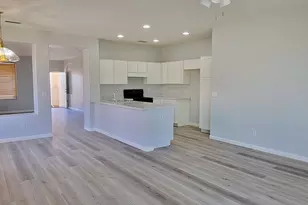 8868 N 66th Ave, Glendale, AZ 85302 - Photo 3