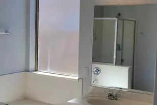 8868 N 66th Ave, Glendale, AZ 85302 - Photo 19