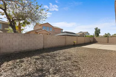 15281 W Hearn Road, Surprise, AZ 85379 - Photo 33