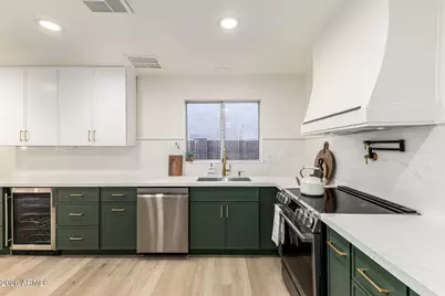 2905 E Glenhaven Drive, Phoenix, AZ 85048 - Photo 15