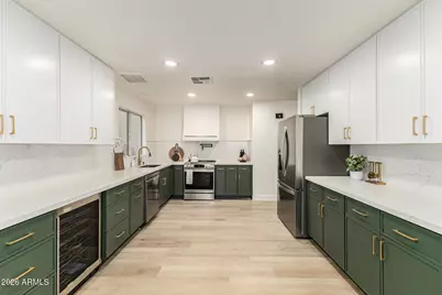 2905 E Glenhaven Drive, Phoenix, AZ 85048 - Photo 13