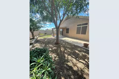 26201 N 47th Place, Phoenix, AZ 85050 - Photo 9