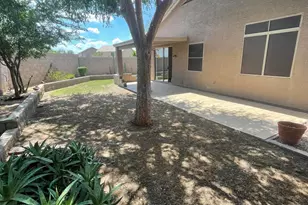 26201 North 47th Pl, Phoenix, AZ 85050 - Photo 9