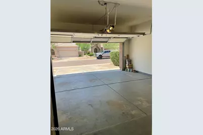 26201 N 47th Place, Phoenix, AZ 85050 - Photo 11