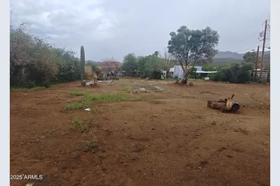 34440 S Ann Black Street, Black Canyon City, AZ 85324 - Photo 11