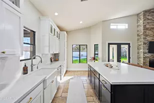 8905 E Voltaire Dr, Scottsdale, AZ 85260 - Photo 11