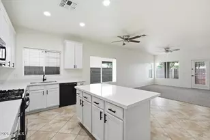 14569 W Boca Raton Rd, Surprise, AZ 85379 - Photo 7