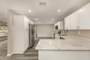 328 E Monte Wy, Phoenix, AZ 85042 - Photo 11