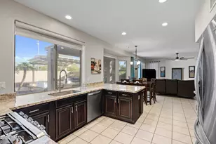 16815 South 1st Avenue, Phoenix, AZ 85045 - Photo 11