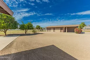 2458 N Terrace Cir, Mesa, AZ 85203 - Photo 15