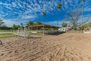 2458 N Terrace Cir, Mesa, AZ 85203 - Photo 27