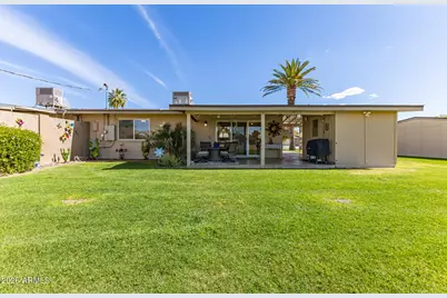 11038 N Coggins Drive, Sun City, AZ 85351 - Photo 1