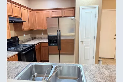 105 E Catclaw Street, Gilbert, AZ 85296 - Photo 3