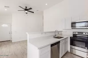 8335 W Pineveta Dr, Arizona City, AZ 85123 - Photo 15