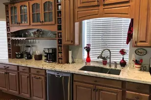 6408 S 19th Pl, Phoenix, AZ 85042 - Photo 7