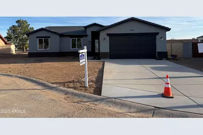 10859 W Reef Circle, Arizona City, AZ 85123 - Photo 1