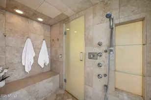 8435 E San Candido Dr, Scottsdale, AZ 85258 - Photo 23