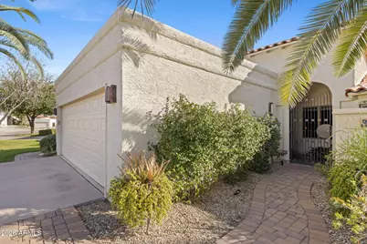 8435 E San Candido Drive, Scottsdale, AZ 85258 - Photo 3