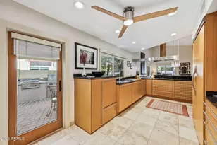 8435 E San Candido Dr, Scottsdale, AZ 85258 - Photo 13