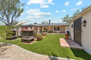 3201 E Colter St, Phoenix, AZ 85018 - Photo 25