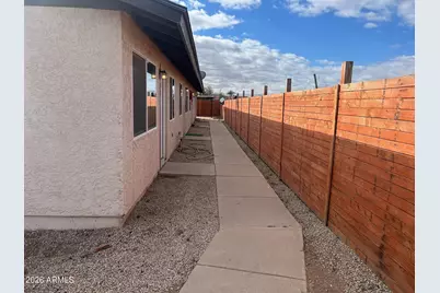 745 W McMurray Boulevard, Casa Grande, AZ 85122 - Photo 7