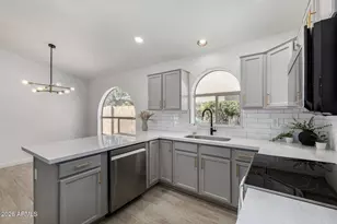 669 E Cathy Dr, Gilbert, AZ 85296 - Photo 13