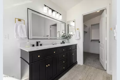 669 E Cathy Drive, Gilbert, AZ 85296 - Photo 17