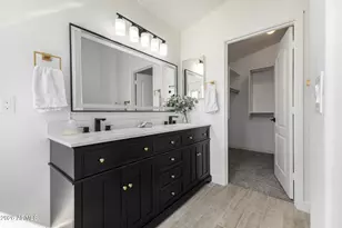 669 E Cathy Dr, Gilbert, AZ 85296 - Photo 17