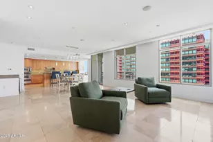 2402 E Esplanade Ln, Phoenix, AZ 85016 - Photo 9