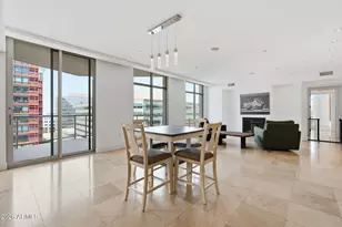 2402 E Esplanade Ln, Phoenix, AZ 85016 - Photo 11